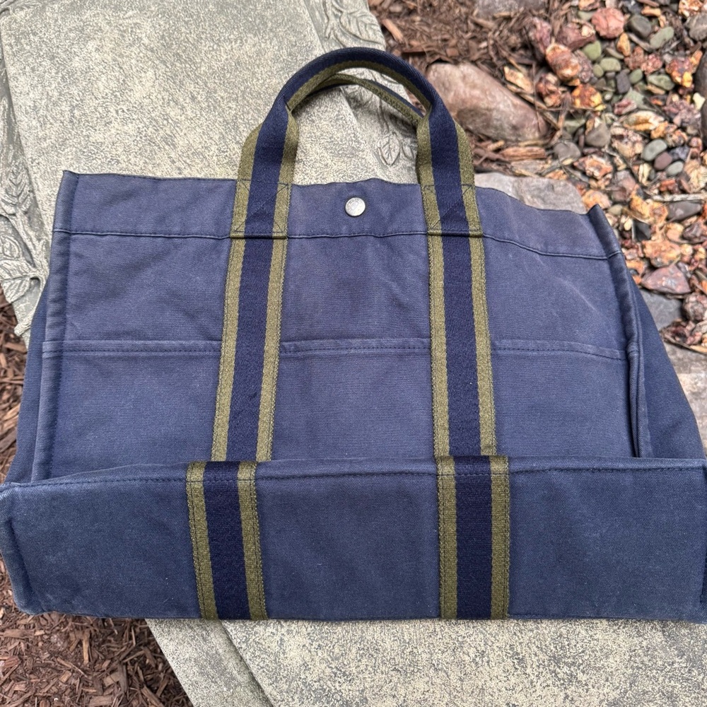 Hermes Navy and Olive Tote Bag EUC - Picture 10 of 11